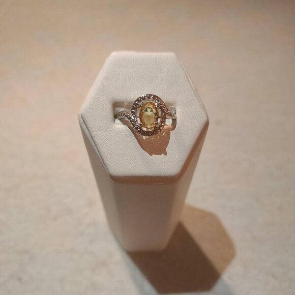Sunbeam Ring - Picture 1 of 1